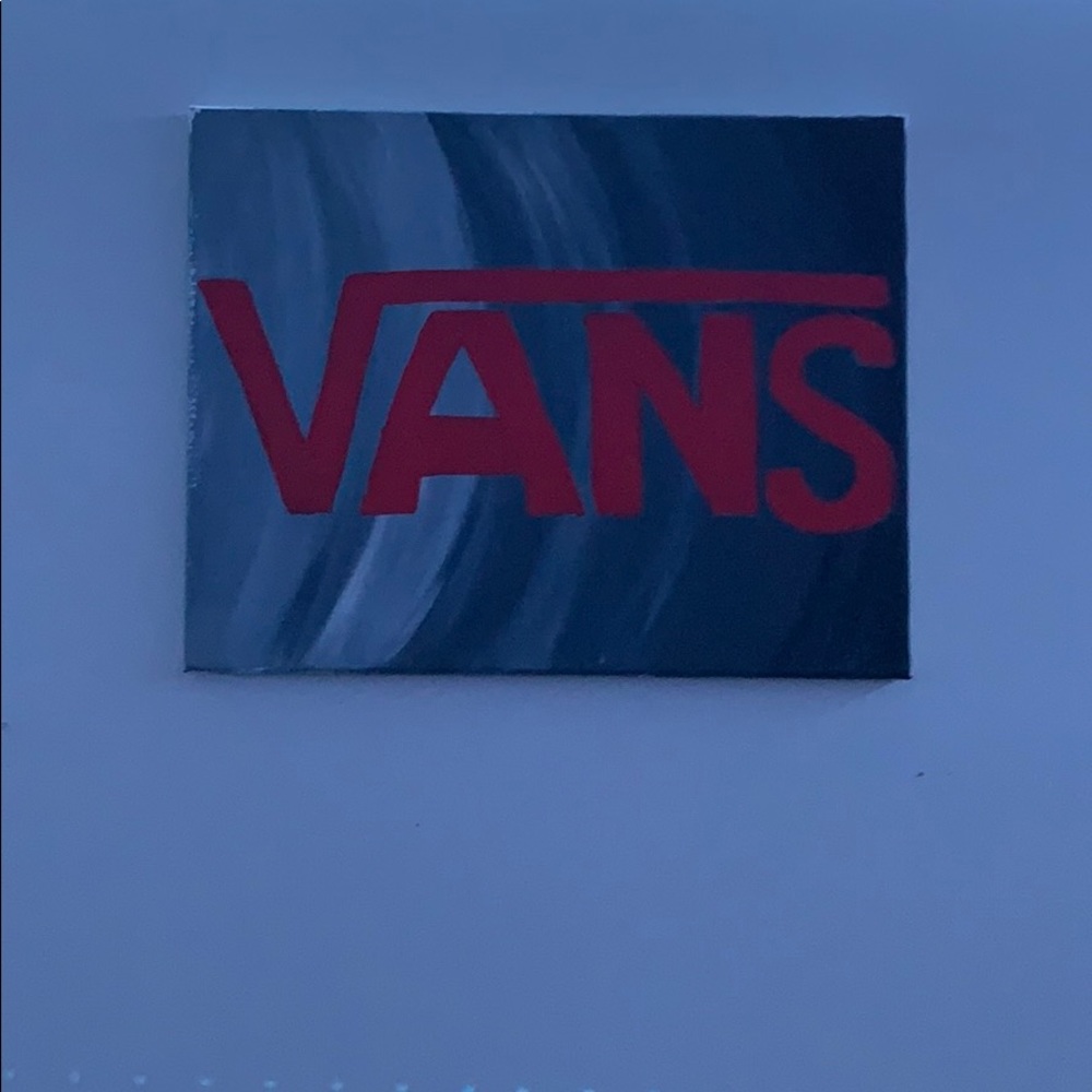 Vans logo painting